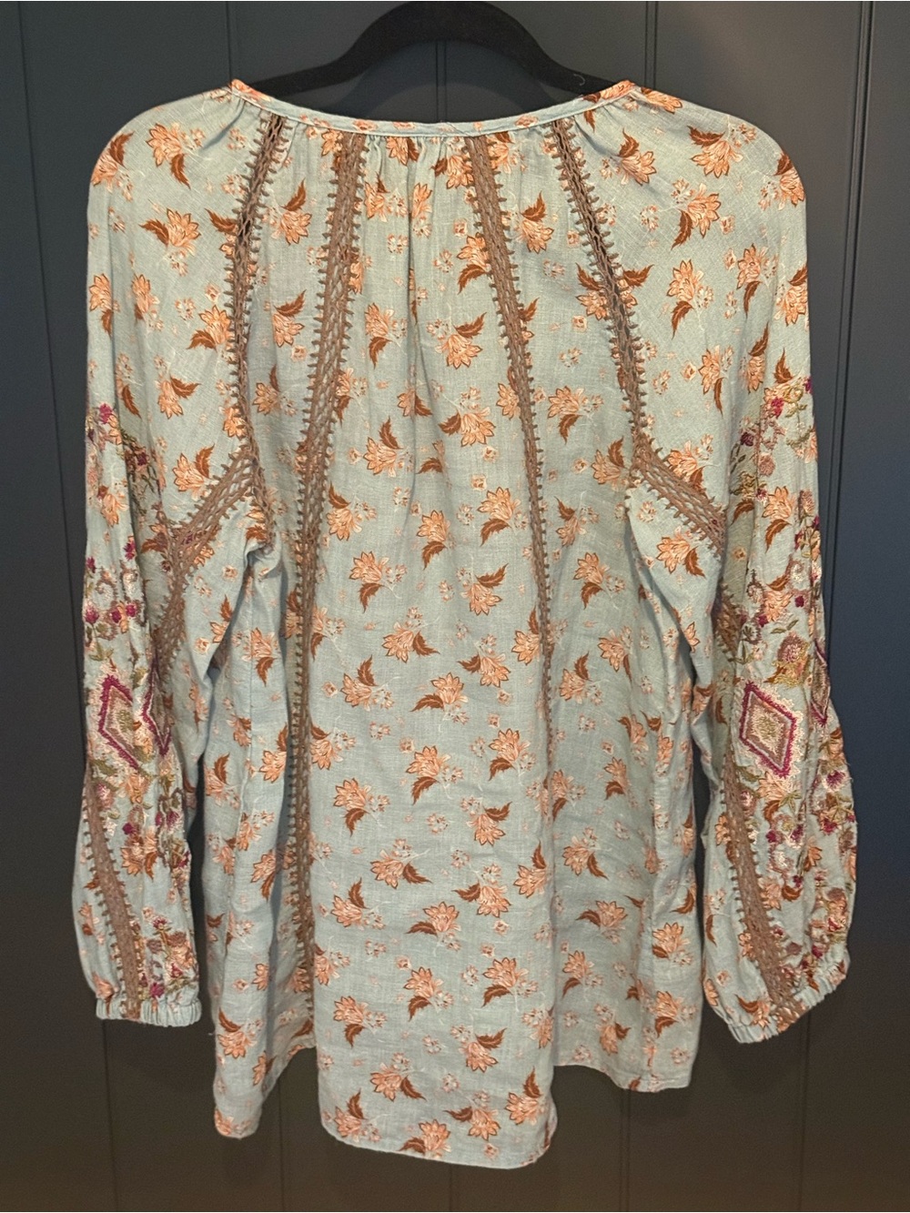🍂 Sundance Women’s Linen Light Blue Floral Embroidered Peasant Blouse - Size M - Picture 10 of 13